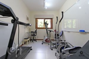 Image 19 - 283281