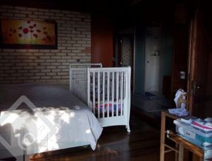 Image 19 - 283411