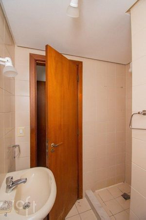 Image 19 - 283609