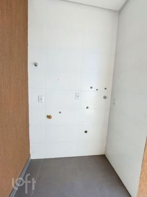 Image 19 - 283648