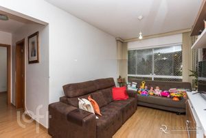 Image 4 - 283700