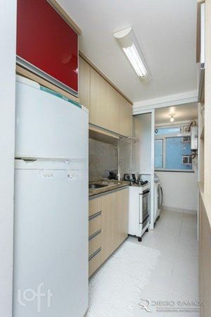 Image 23 - 283700
