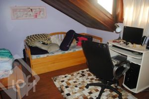 Image 19 - 283749