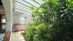 Image 6 - 283985