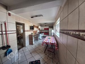 Image 19 - 284021