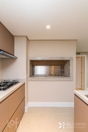 Image 34 - 284024