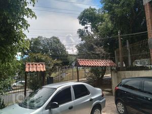 Image 2 - 284045