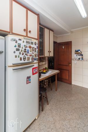 Image 30 - 284201