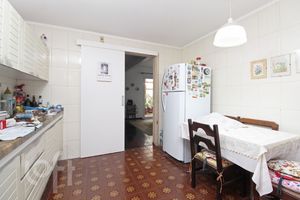 Image 12 - 284255