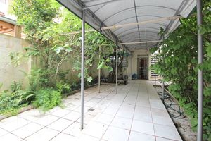 Image 13 - 284255