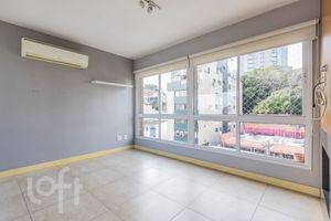 Image 1 - 284320
