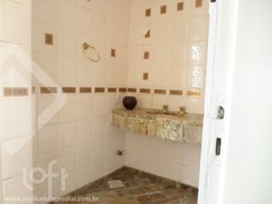 Image 9 - 284379