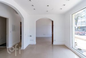 Image 10 - 284394