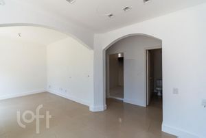 Image 11 - 284394