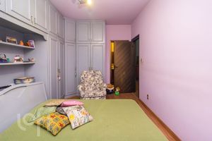 Image 18 - 284399