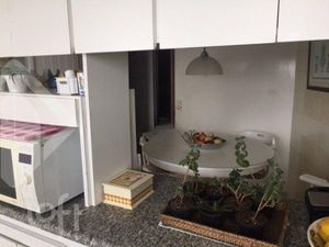 Image 13 - 284425