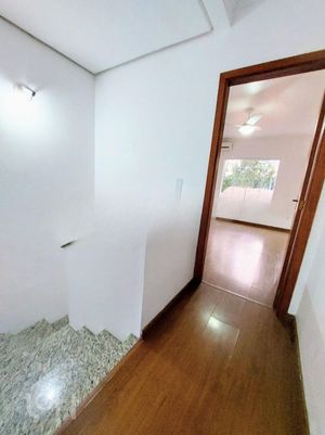 Image 21 - 284444
