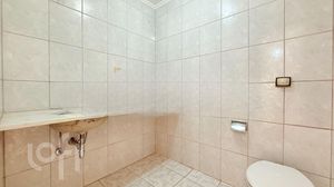 Image 21 - 284471