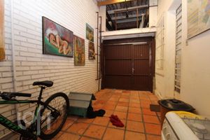 Image 38 - 284553