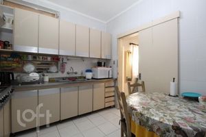 Image 35 - 284553