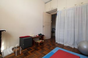 Image 28 - 284553