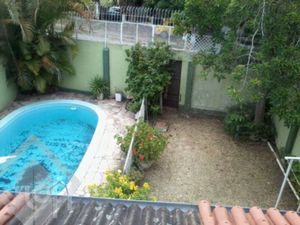 Image 27 - 284600