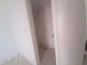 Image 4 - 284609