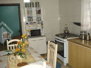 Image 9 - 284612