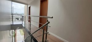 Image 11 - 284671