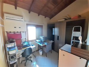 Image 21 - 284738