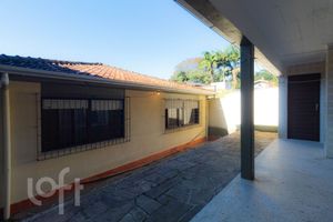 Image 4 - 284756