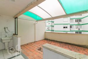Image 11 - 284775
