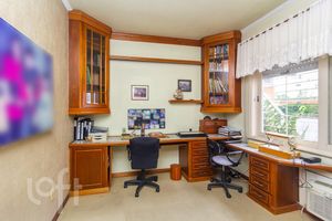 Image 23 - 284790