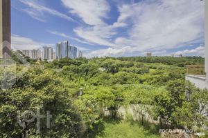 Image 16 - 284793