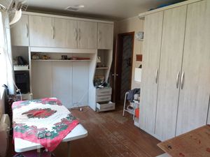 Image 10 - 284797