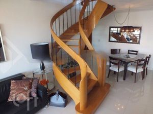 Image 5 - 284824