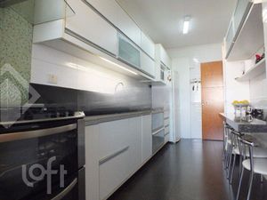Image 10 - 284824