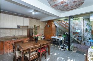 Image 4 - 284831