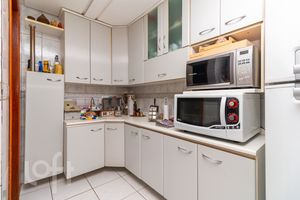 Image 22 - 284840