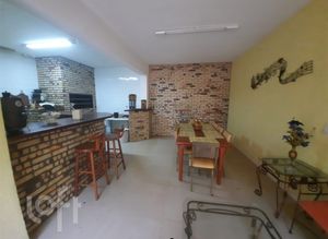 Image 32 - 284846