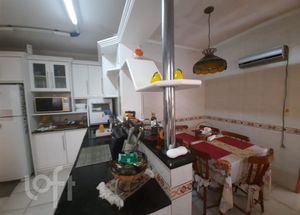 Image 24 - 284846