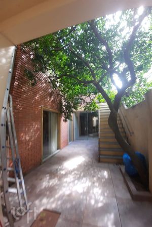 Image 33 - 284846