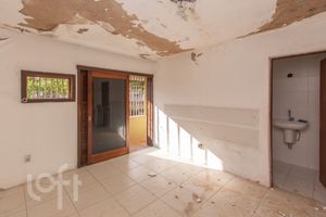 Image 12 - 284853