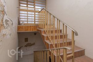 Image 28 - 284853