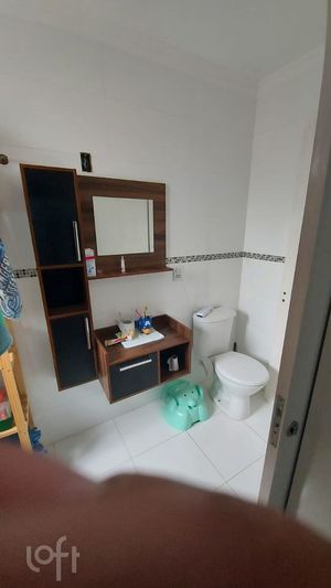 Image 19 - 285035