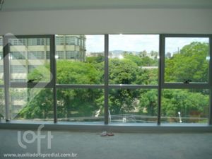 Image 5 - 285101