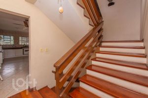 Image 30 - 285247
