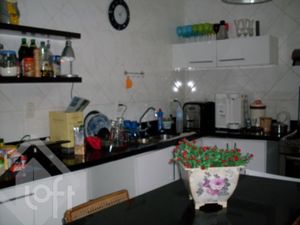 Image 8 - 285250