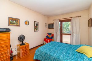 Image 17 - 285261