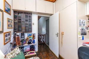 Image 17 - 285316